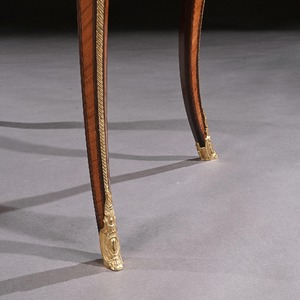 French 19th Century Gilt-Bronze Mounted Writing Table of Fine Quality