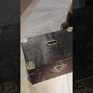 Late 17th Century Leather and Brass Travelling Box | Loveday Antiques